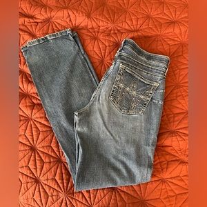 Q- Baby Wrangler Riding Jeans